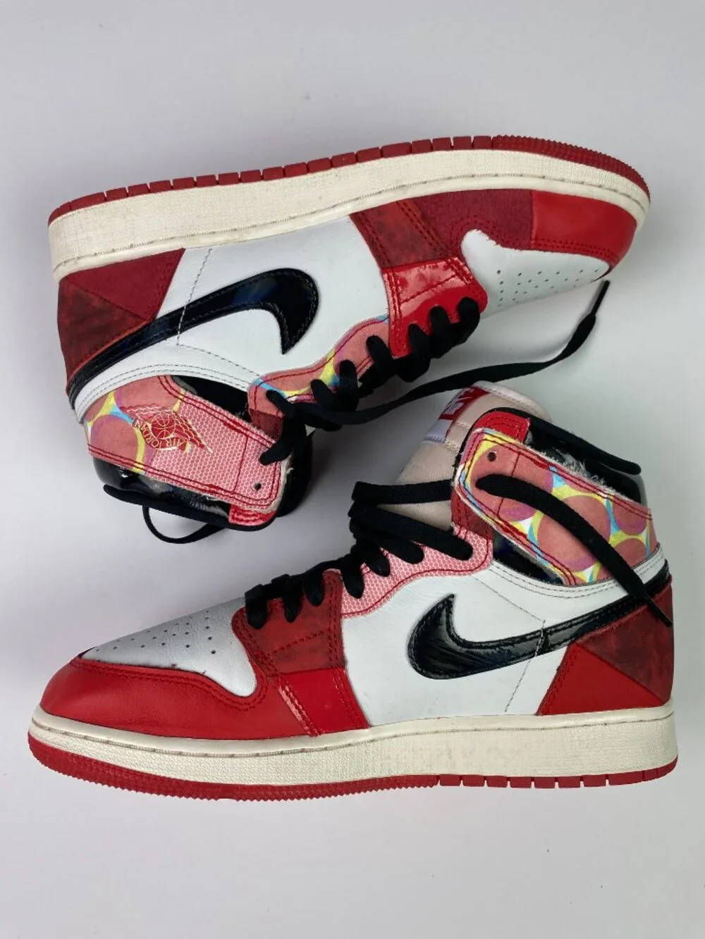 Nike Air Jordan 1 Retro High OG Across The Spider-Verse Shoes 7Y  DV1753-601 - Picture 2 of 10